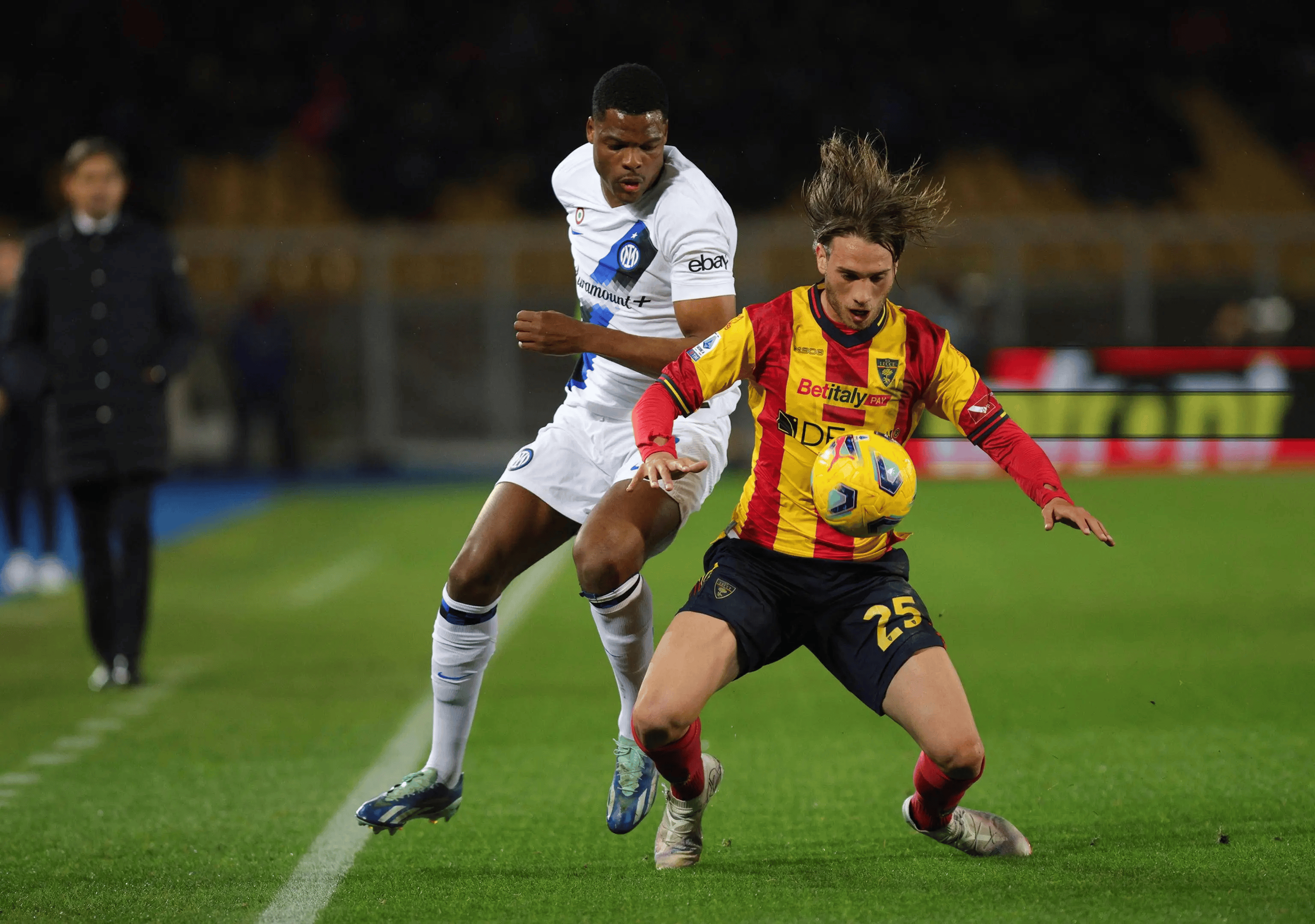 罗马欲击败对手AC米兰,冲刺联赛前四的简单介绍 罗马欲击败对手AC米兰,冲刺联赛前四的简单介绍