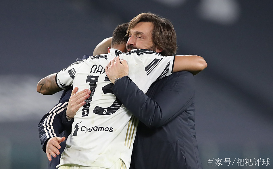 意大利战平波黑,淘汰赛资格依旧未定的简单介绍 意大利战平波黑,淘汰赛资格依旧未定的简单介绍