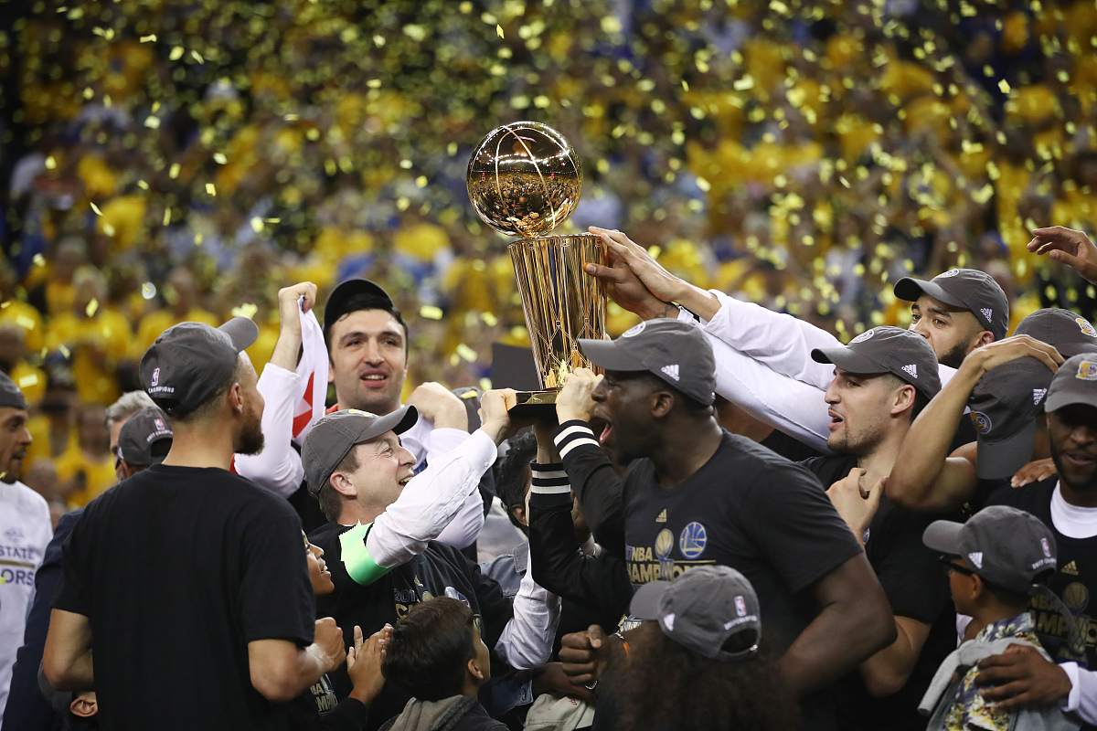 乐鱼体育官网-勇士憾负爵士,哈里森比赛后重申对冠军的渴望的简单介绍