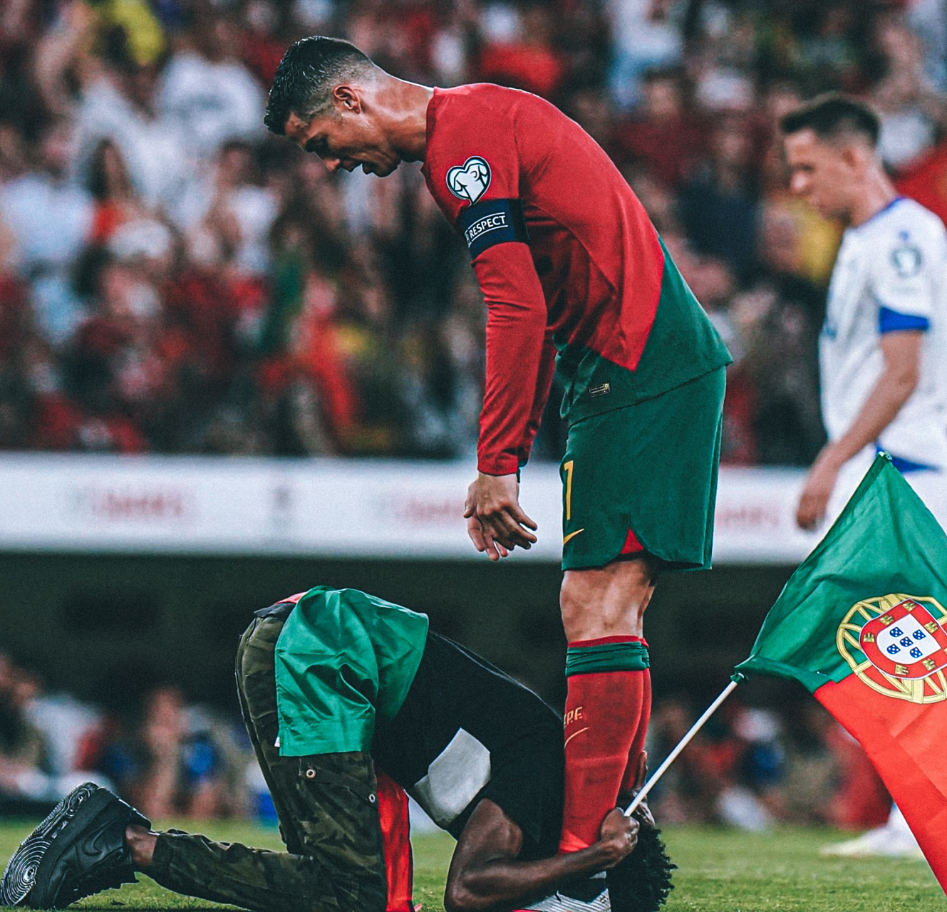 乐鱼体育教练-爱尔兰客场输给波黑,欧洲杯资格赛事陷入尴尬的简单介绍