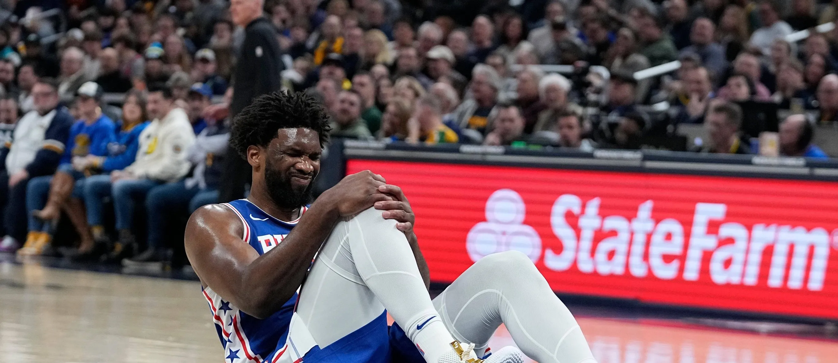 乐鱼体育官方-包含76人球星恩比德再次当选全明星首发位置的词条