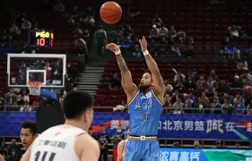 乐鱼体育中国官网-阿尔克斯主场大胜,重返胜利轨道
