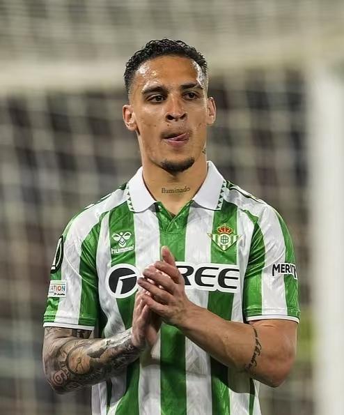 乐鱼体育官方登录入口-皇家贝蒂斯主场1-1战平巴拉多利德,继续保持不败纪录的简单介绍