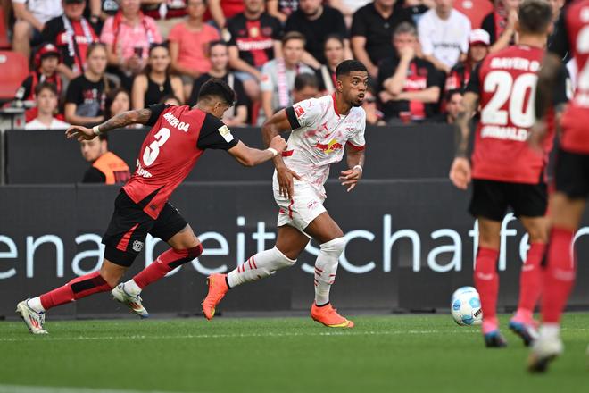 包含勒沃库森遭遇德甲输球压力失利凸显攻守问题的词条 包含勒沃库森遭遇德甲输球压力失利凸显攻守问题的词条