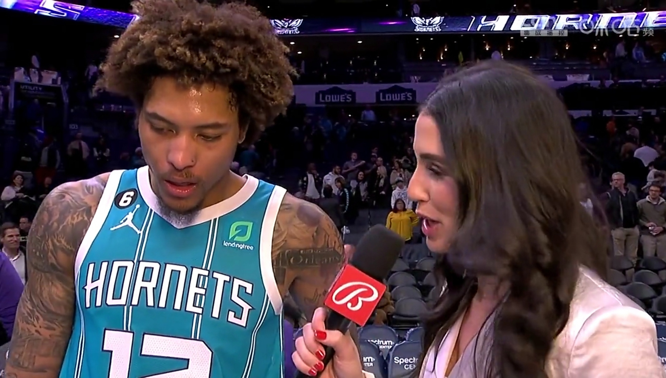 乐鱼体育在线-步行者逆转击败黄蜂,继续保持不败