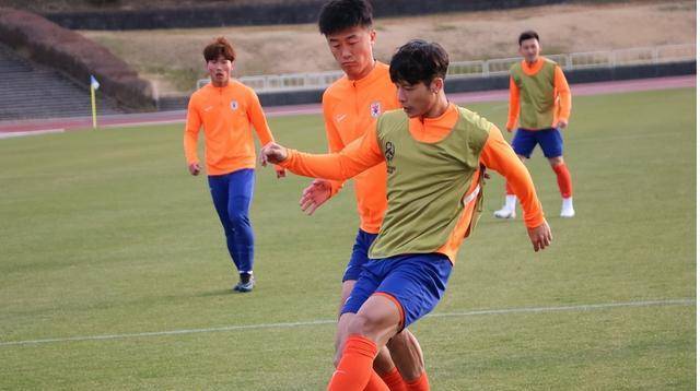 乐鱼体育官方登录入口-挪威队在紧要关头力挫对手，成功闯入欧洲杯淘汰赛的简单介绍