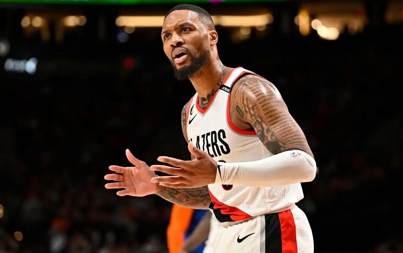 乐鱼体育课程-包含开拓者内战告急，利拉德能否力挽狂澜？的词条